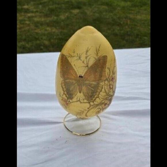 Butterfly Egyptian Glass Egg On Stand Gemstones Yellow Hand blown Hand Crafted - Picture 1 of 6